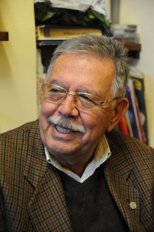 Cüneyt Akalın portresi