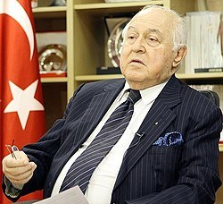 Duygun Yarsuvat portresi
