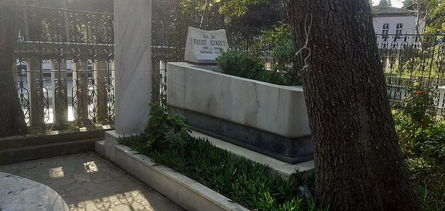 Fahri Atabey portresi