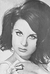 Fatma Girik portresi