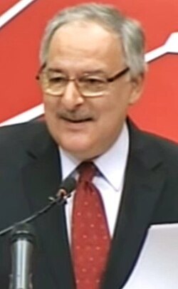 Haluk Koç portresi
