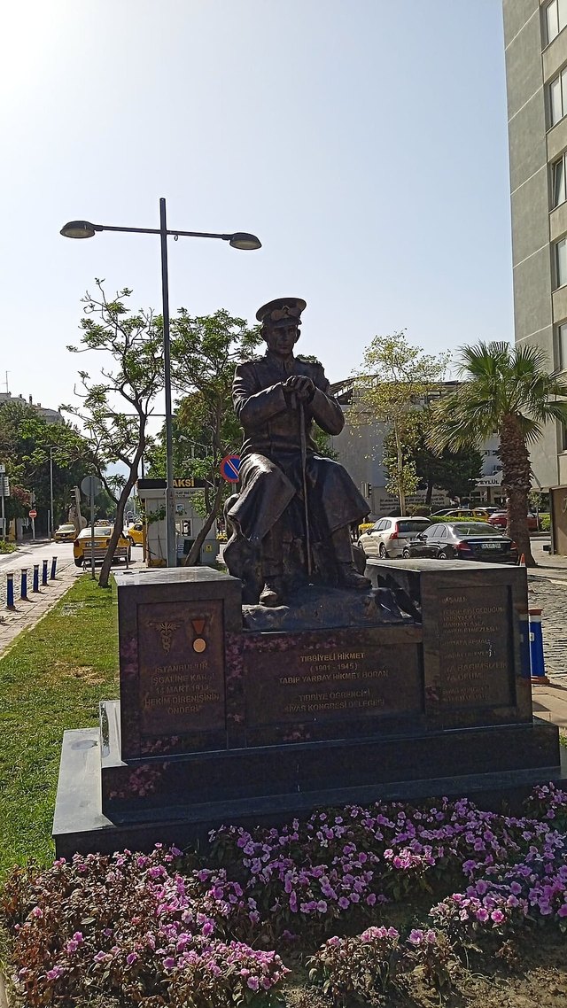 Hikmet Boran portresi