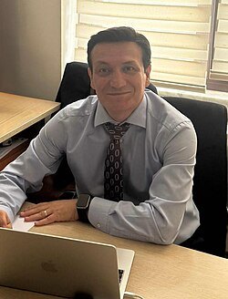 Kullanıcı:Deha kayki/deneme tahtası portresi
