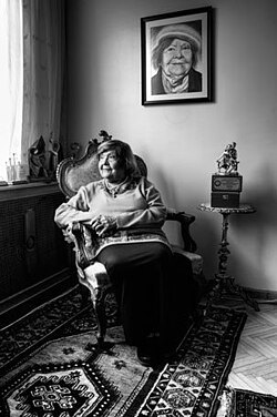 Muazzez İlmiye Çığ portresi