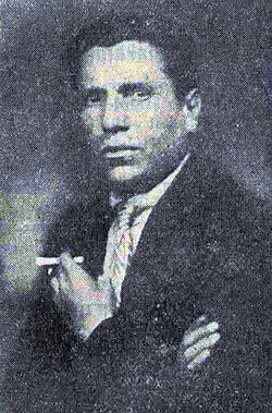 Mustafa Santur portresi