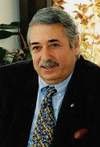 Suha Arın portresi