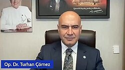 Turhan Çömez portresi