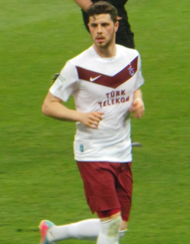 Aykut Akgün portresi