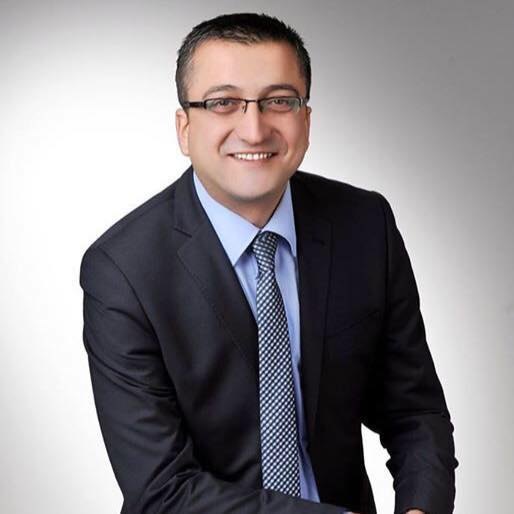 Bülent Öz portresi