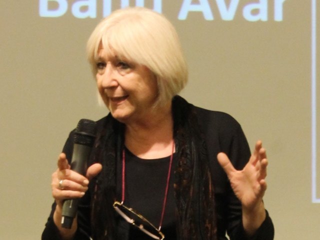 Banu Avar portresi