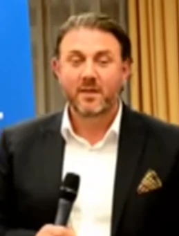 Yiğit Bulut portresi