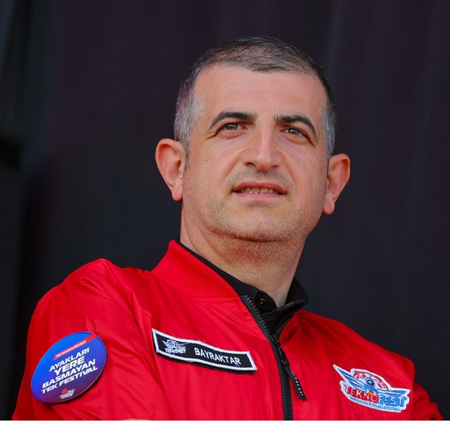 Haluk Bayraktar portresi