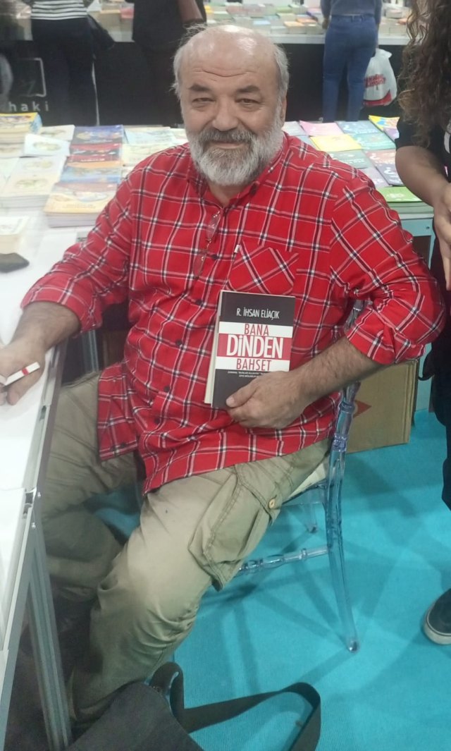 İhsan Eliaçık portresi