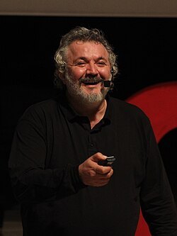 Müfit Can Saçıntı portresi