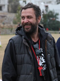 Nejat İşler portresi