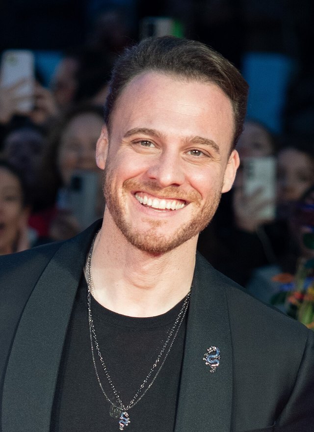 Kerem Bürsin portresi