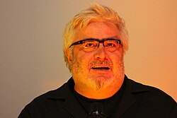 Uğur Yücel portresi