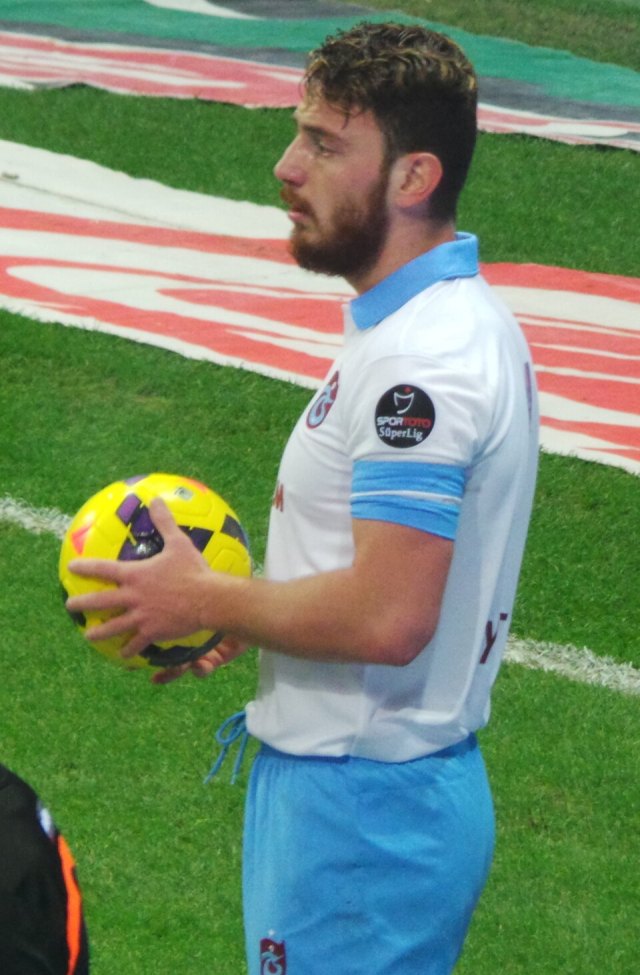 Aykut Demir portresi